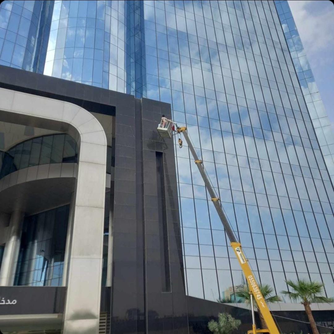 خدمات الترميم والدهانات والتصليح